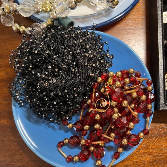 Broken Jewelry Lot and Beads for Crafts Parts - Picture 7 of 13